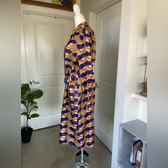 ACNE Studios Alloy Cloud Print silk dress button down with pockets! Size M - Picture 11 of 16